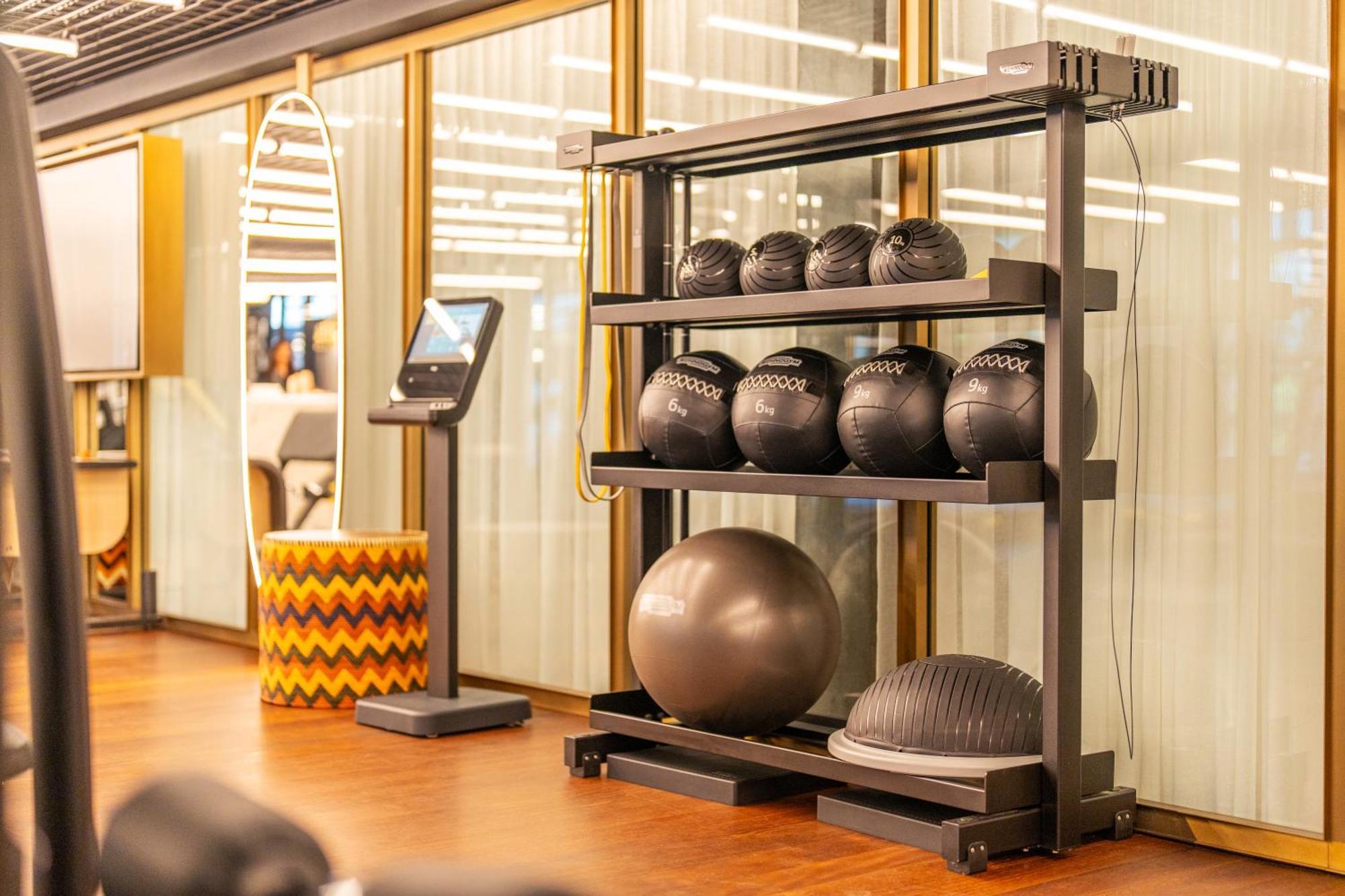 Rosewood Sao Paulo Hotel Exterior photo The gym at the hotel